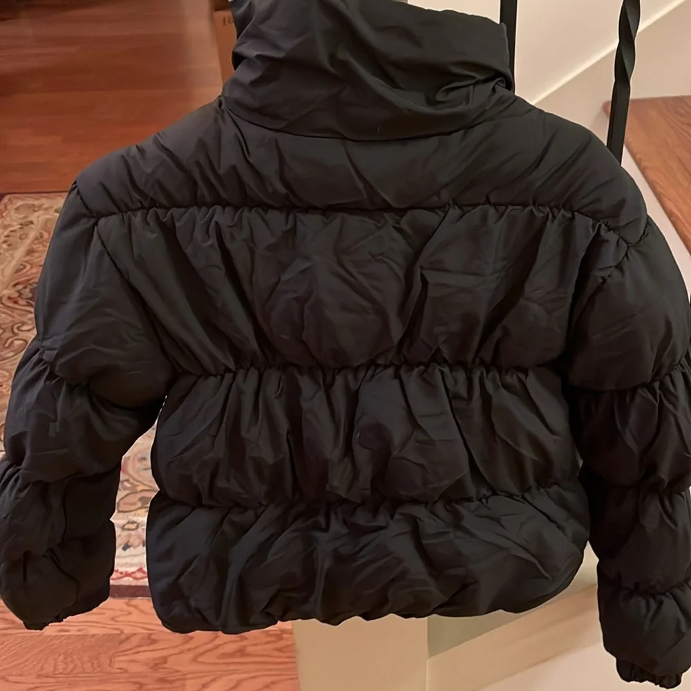 Love Tree Peyton Puffer Jacket - BLACK / Small / NWOT